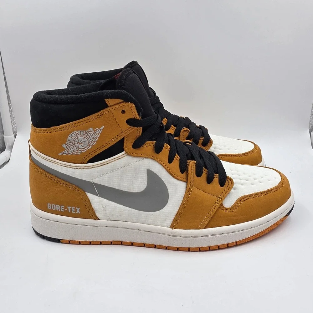 Nike Air Jordan 1‎ Element Gore-Tex Light Curry Sneakers DB2889-700 Mens Size 8